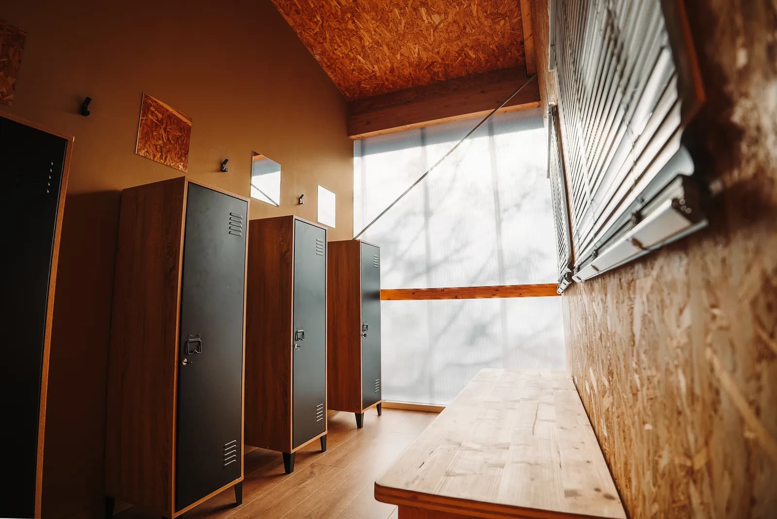 Vestiaires du studio Haeros à Avignon Agroparc